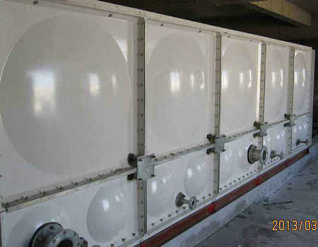 镀锌板水箱与不锈钢水箱相比哪个更好用一些